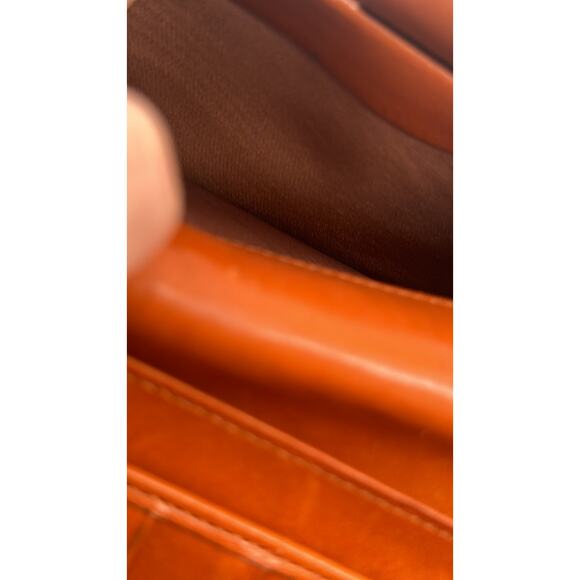 Vintage Dooney And Bourke rare leather wallet - Picture 10 of 11